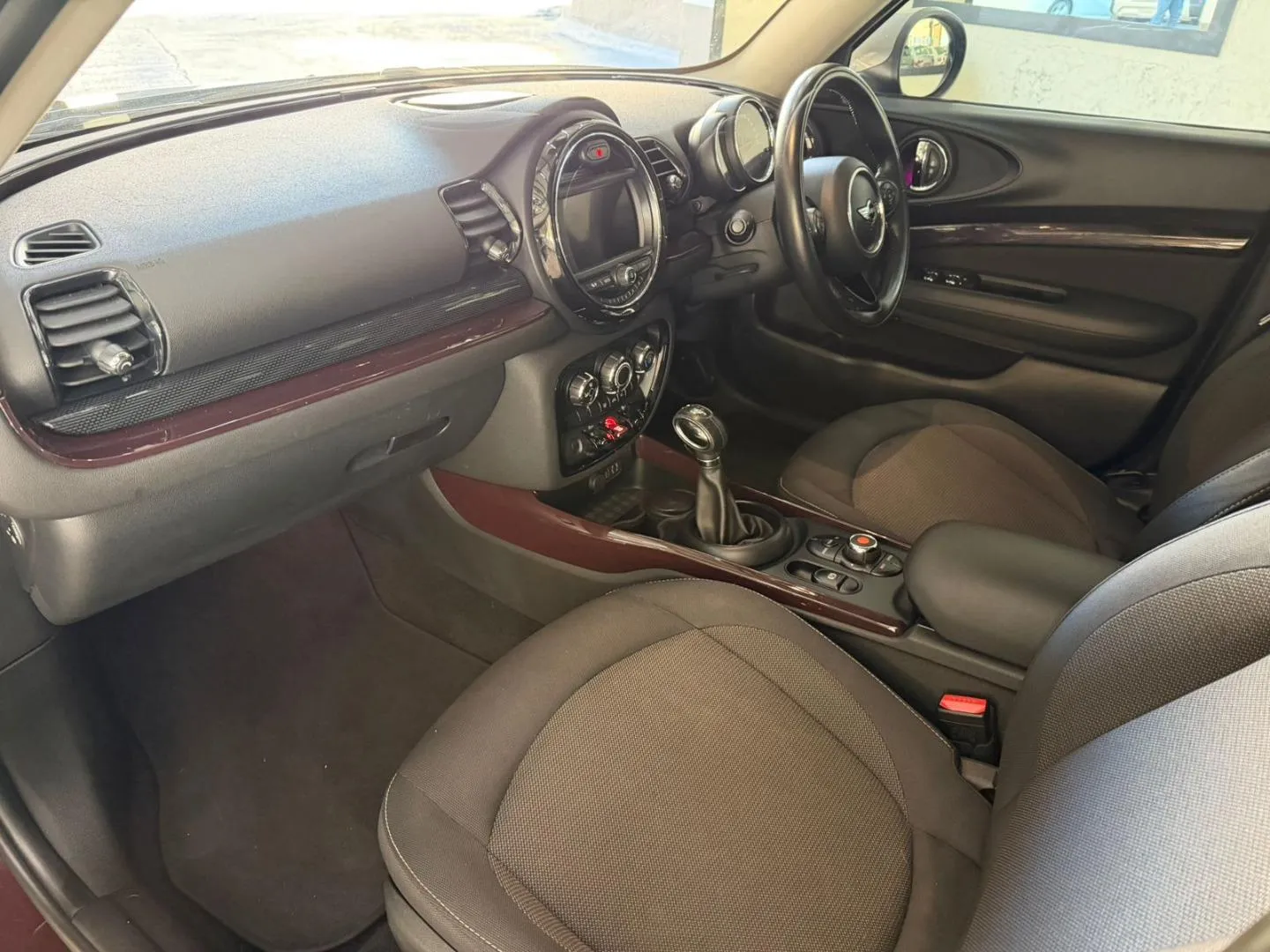 2016 MINI Clubman Cooper S Clubman, photo 11 of 16