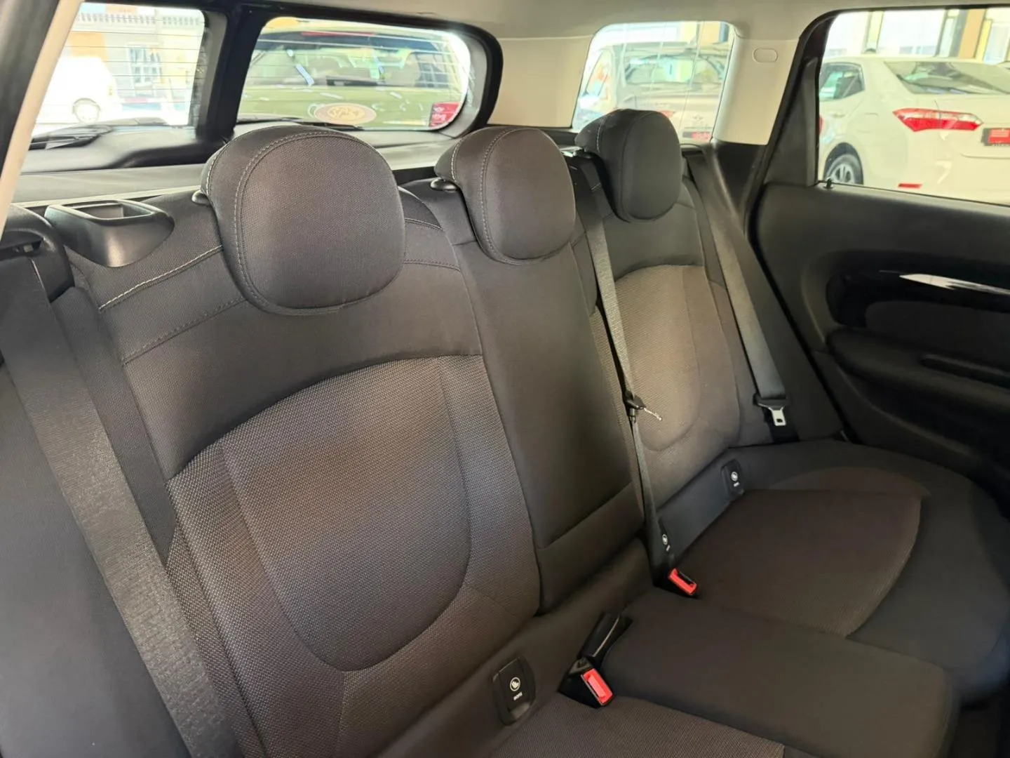 2016 MINI Clubman Cooper S Clubman, photo 13 of 16