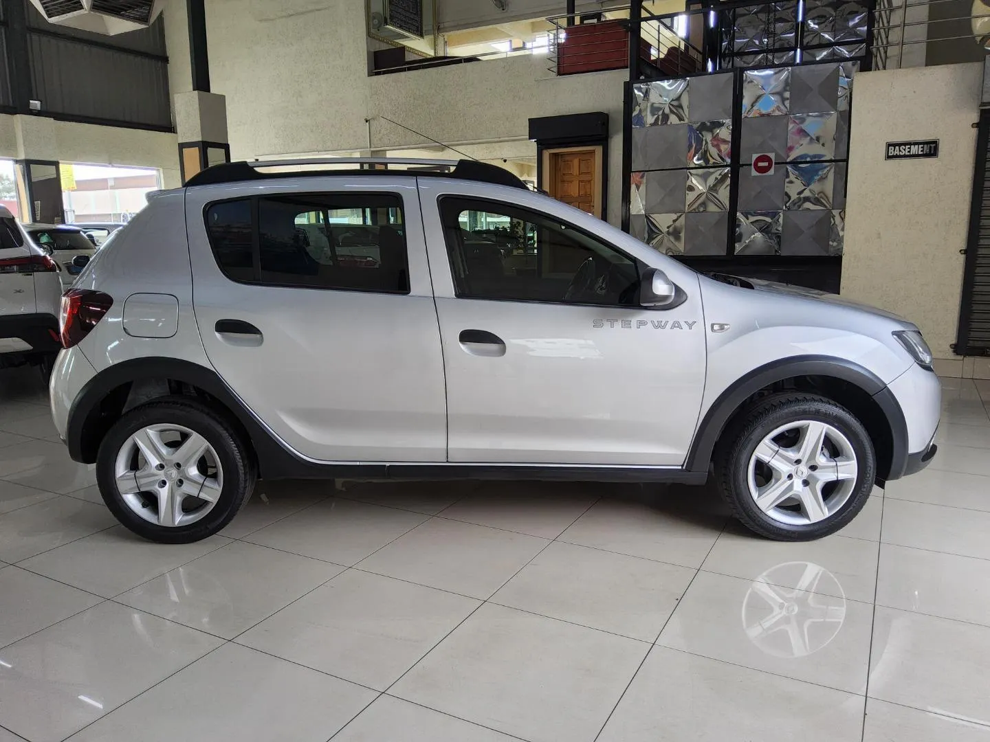 2016 Renault Sandero Stepway 66kW Turbo, photo 3 of 12