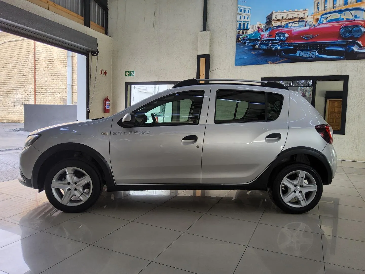 2016 Renault Sandero Stepway 66kW Turbo, photo 4 of 12