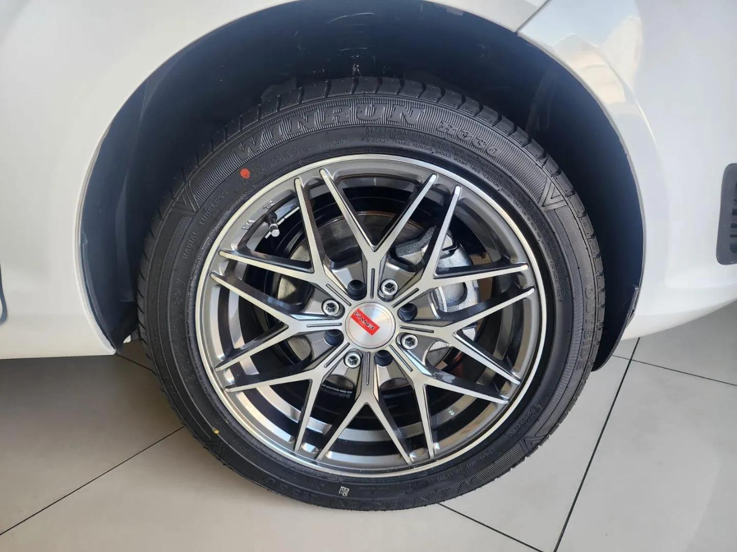 2017 Ford Fiesta 5-door 1.4 Ambiente, photo 12 of 13