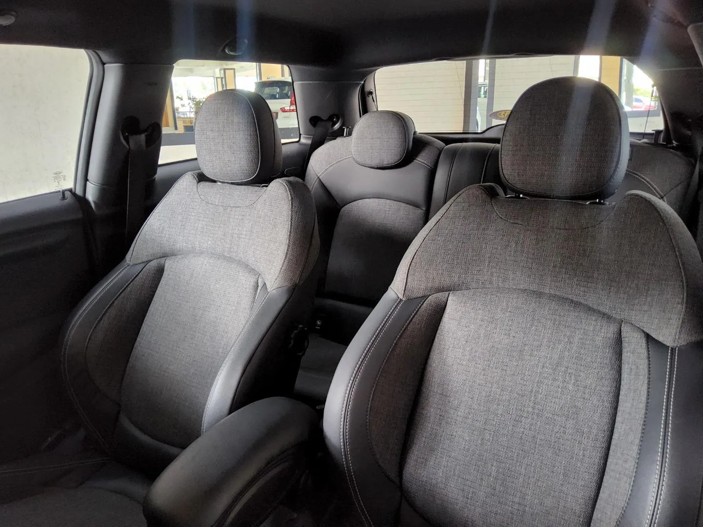2017 MINI Hatch Cooper Hatch 3-Door Auto, photo 9 of 10