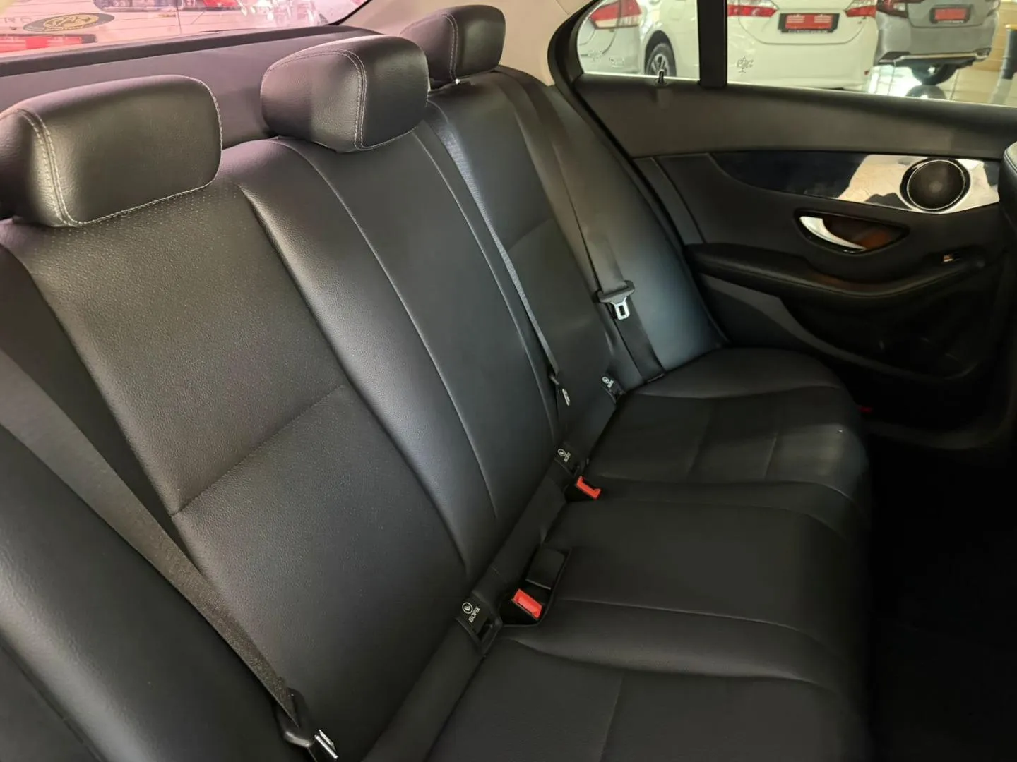 2018 Mercedes-Benz C-Class C180 Auto, photo 8 of 13