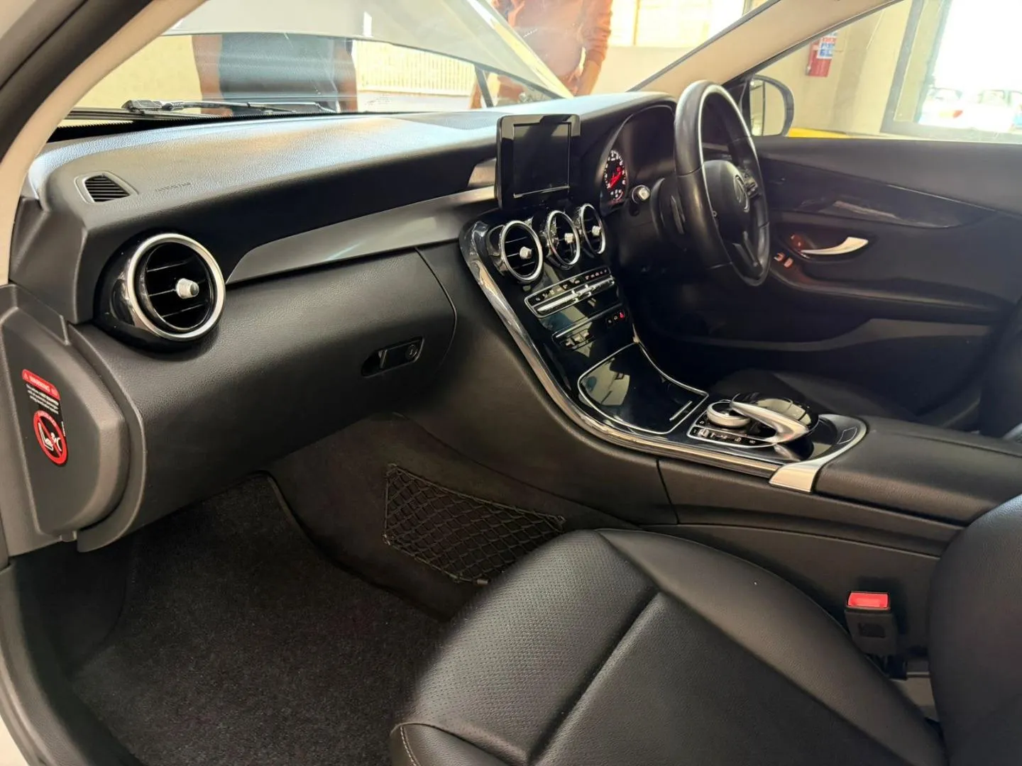 2018 Mercedes-Benz C-Class C180 Auto, photo 12 of 13