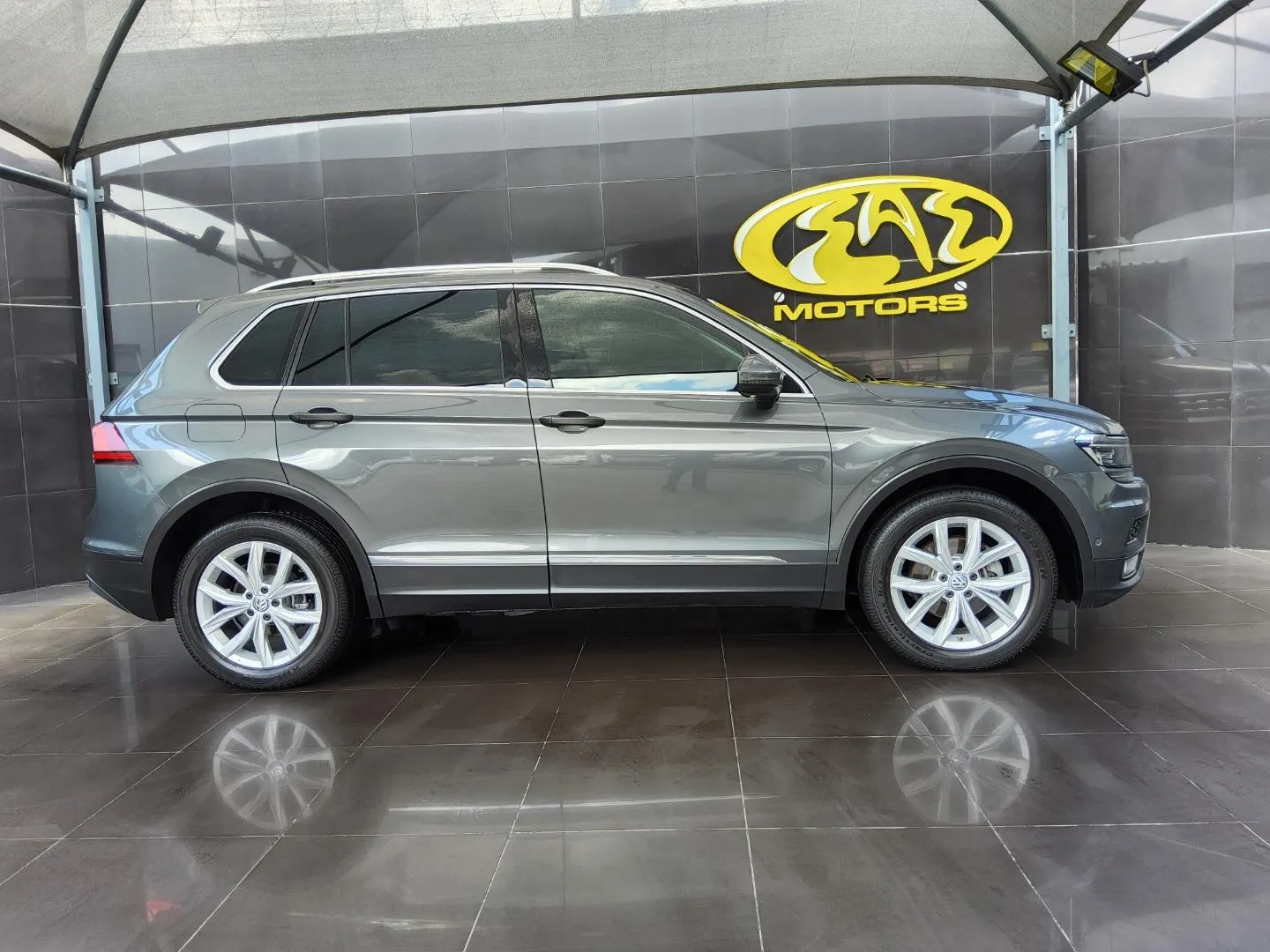 2018 Volkswagen Tiguan 2.0TDI 4Motion Comfortline, photo 2 of 8