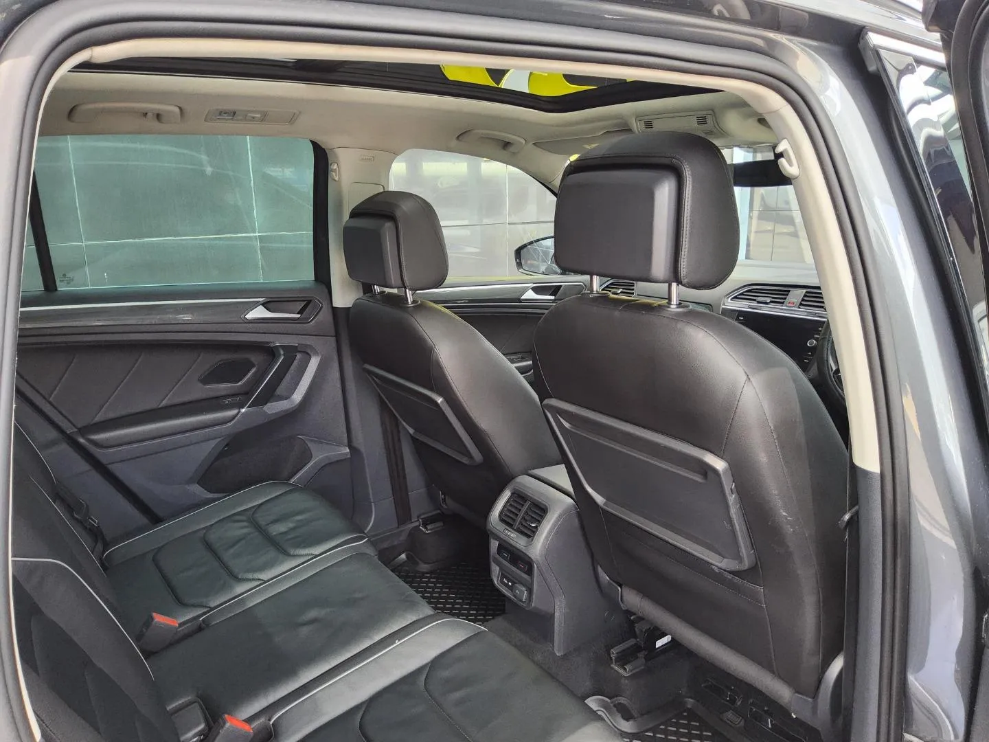 2018 Volkswagen Tiguan 2.0TDI 4Motion Comfortline, photo 7 of 8
