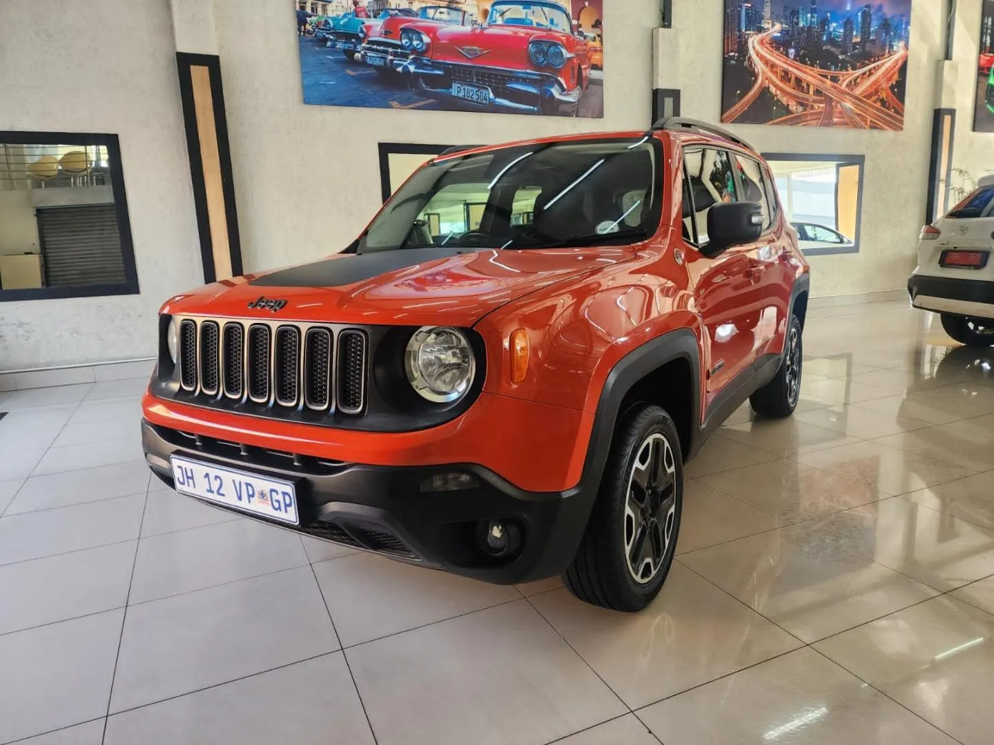 2019 Jeep Renegade 2.4 4x4 Trailhawk, photo 2 of 8