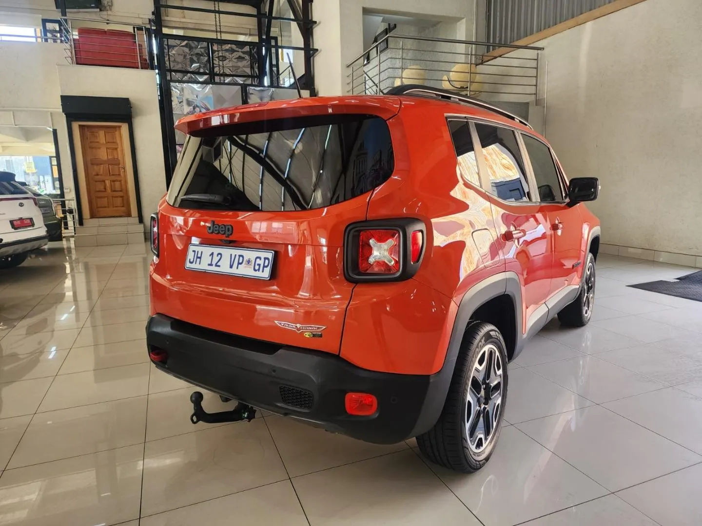 2019 Jeep Renegade 2.4 4x4 Trailhawk, photo 6 of 8