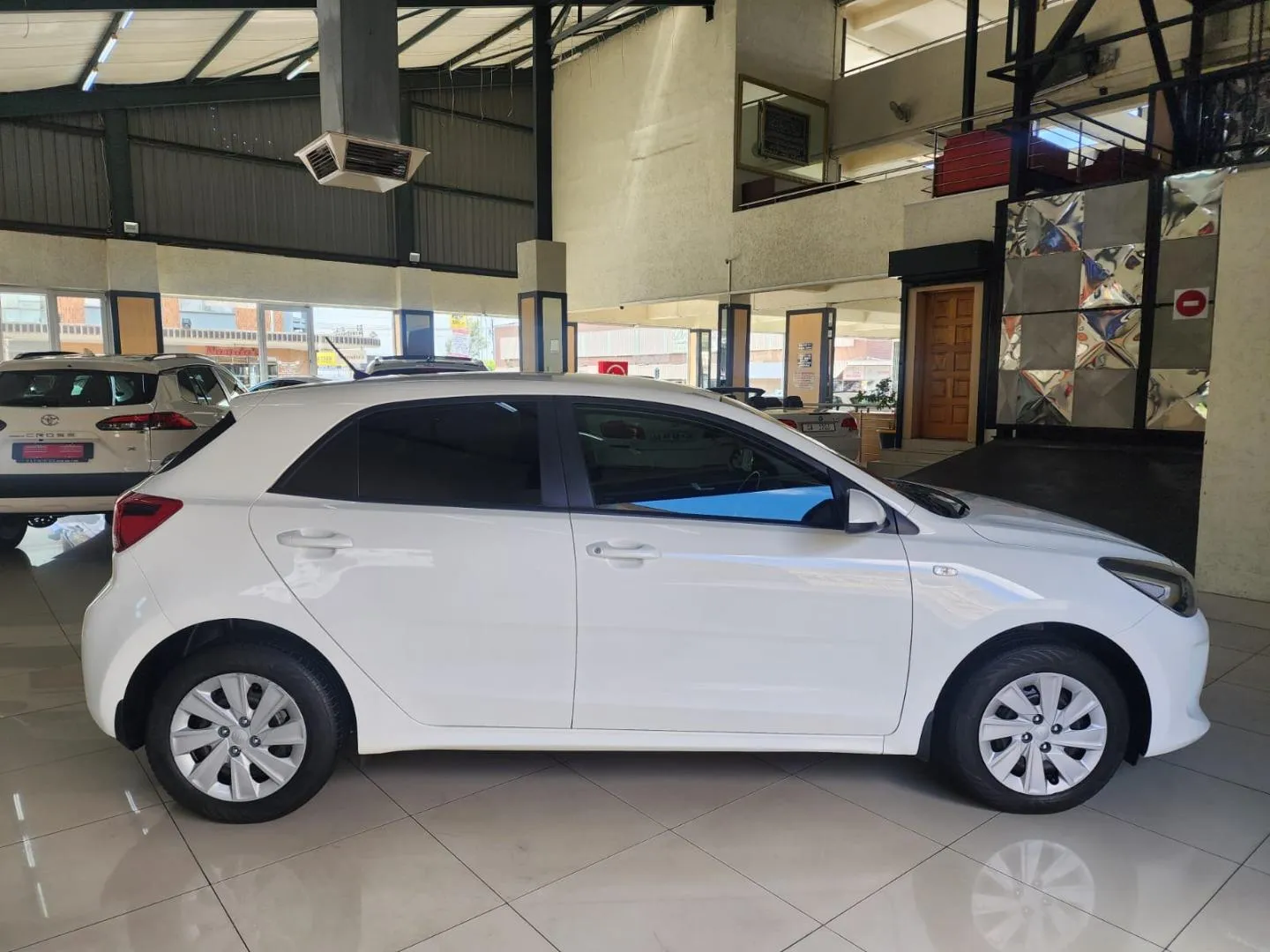 2019 Kia Rio hatch 1.2 LS, photo 3 of 13