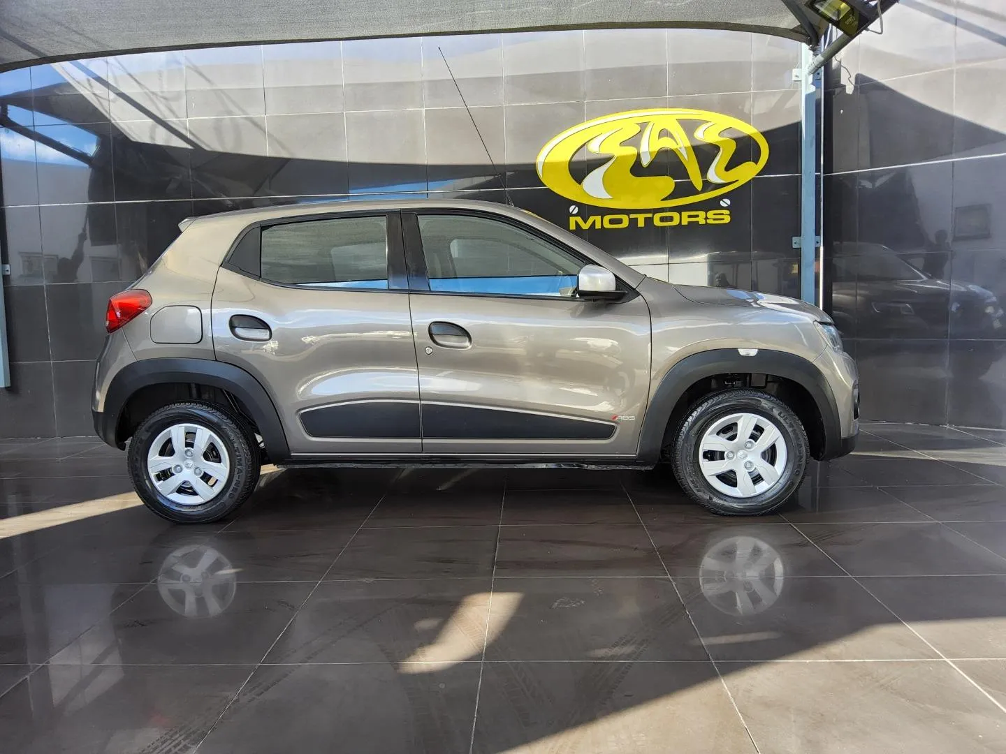 2019 Renault Kwid 1.0 Dynamique, photo 2 of 8