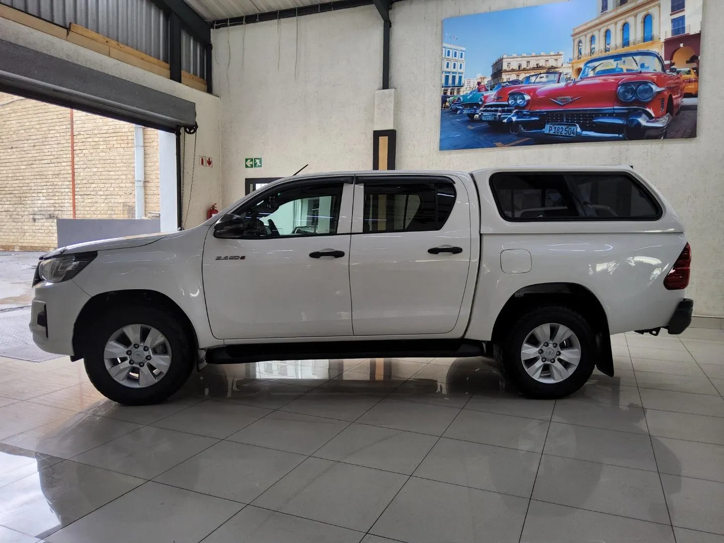 2019 Toyota Hilux 2.4GD-6 Double Cab 4x4 SRX Auto, photo 3 of 7