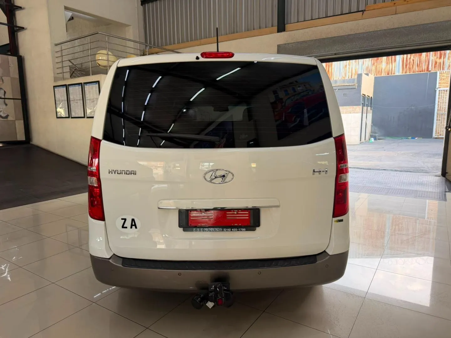 2020 Hyundai H-1 2.5CRDi Elite 12-Seater, photo 8 of 19