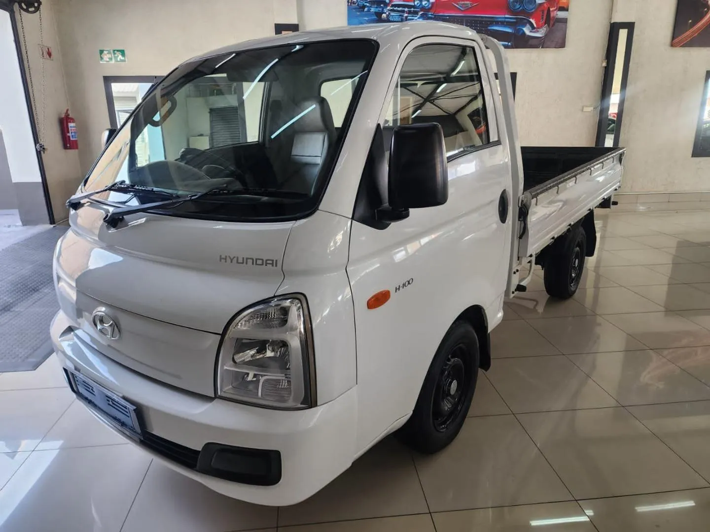 2020 Hyundai H-100 Bakkie 2.6D, photo 2 of 7