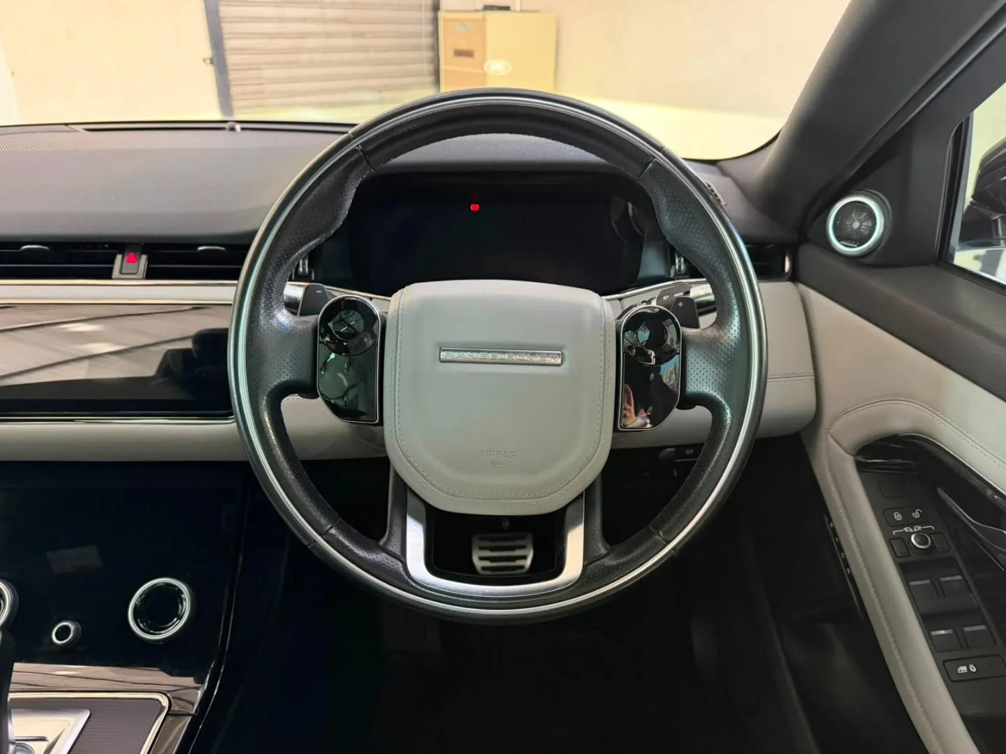 2020 Land Rover Range Rover Evoque D180 R-Dynamic SE First Edition, photo 10 of 10