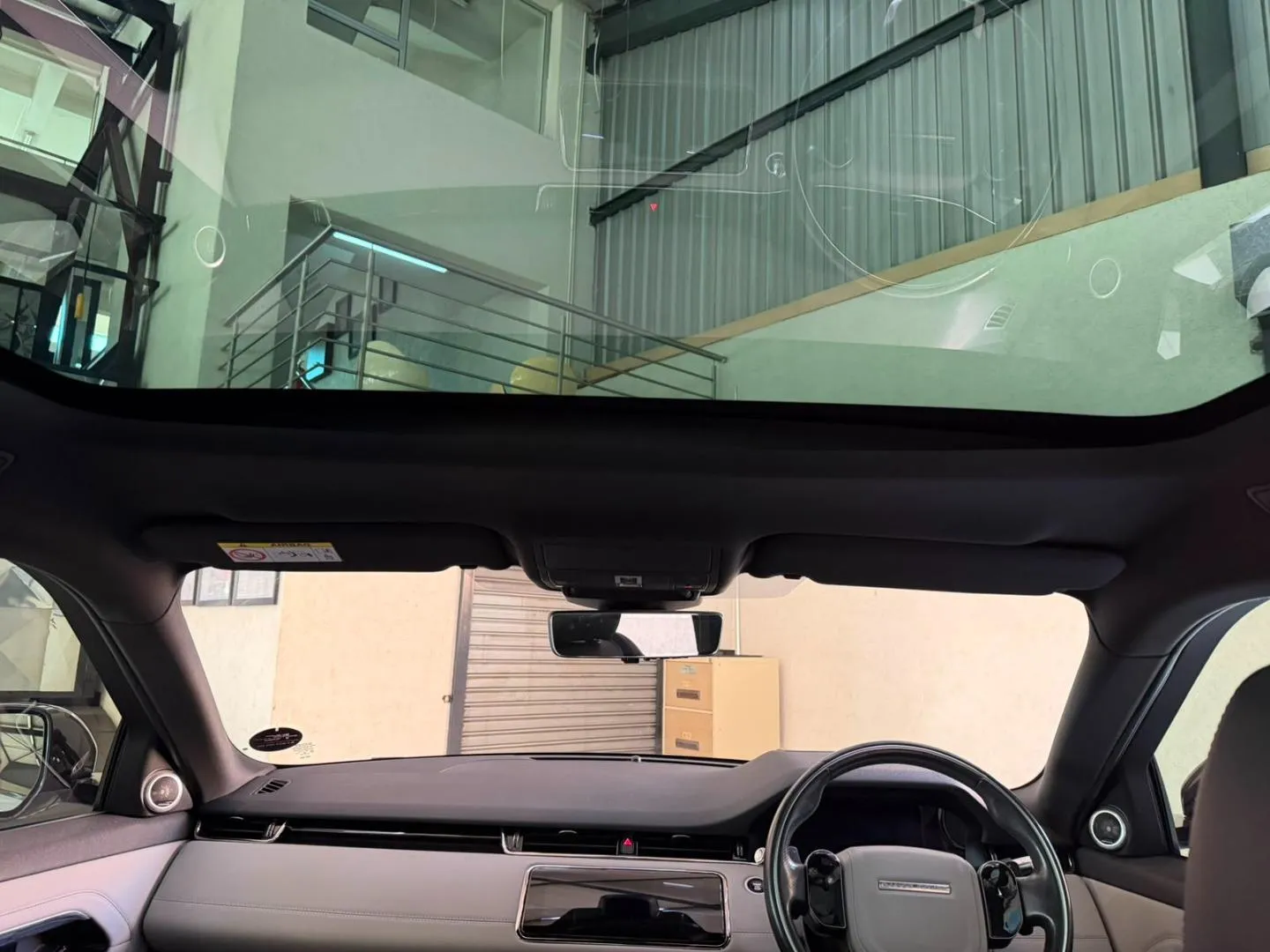 2020 Land Rover Range Rover Evoque D180 R-Dynamic SE First Edition, photo 13 of 14
