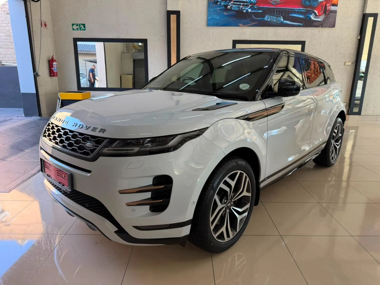 2020 Land Rover Range Rover Evoque D180 R-Dynamic SE First Edition, photo 2 of 10