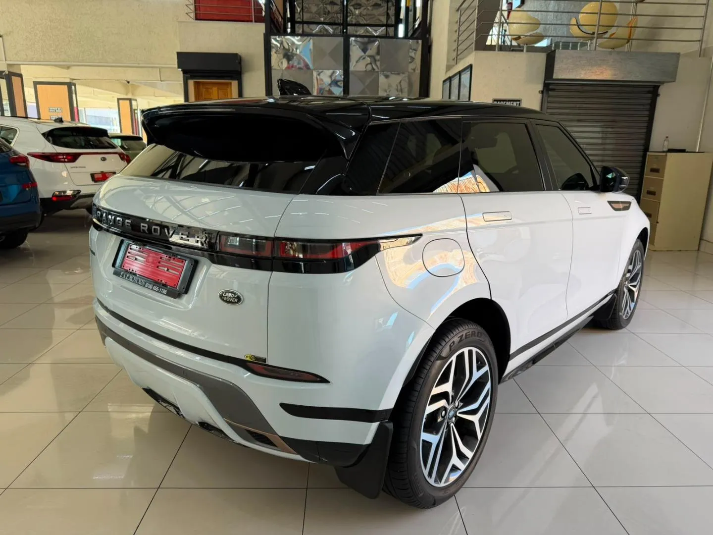 2020 Land Rover Range Rover Evoque D180 R-Dynamic SE First Edition, photo 6 of 10