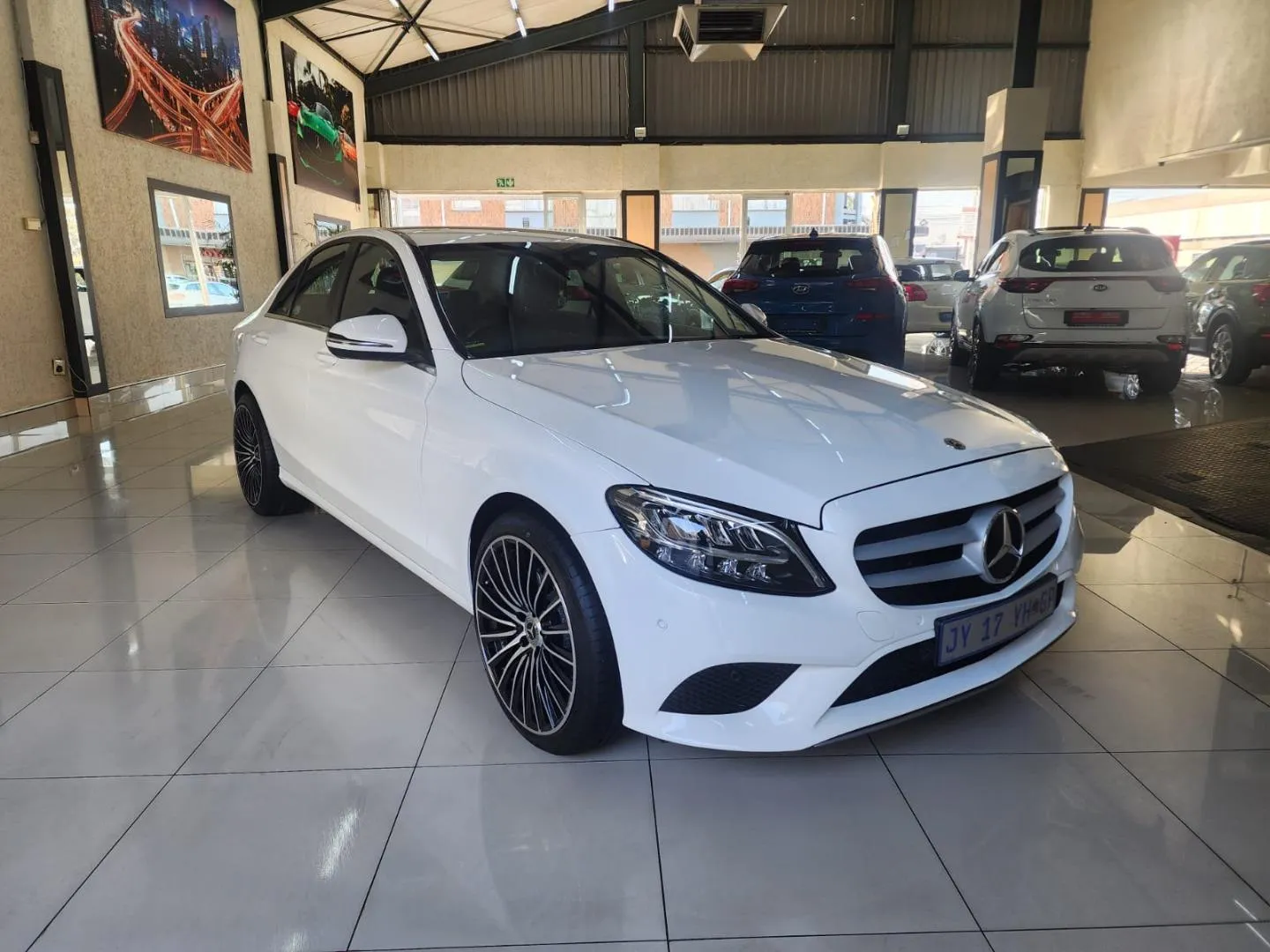 2020 Mercedes-Benz C-Class C180, photo 1 of 12