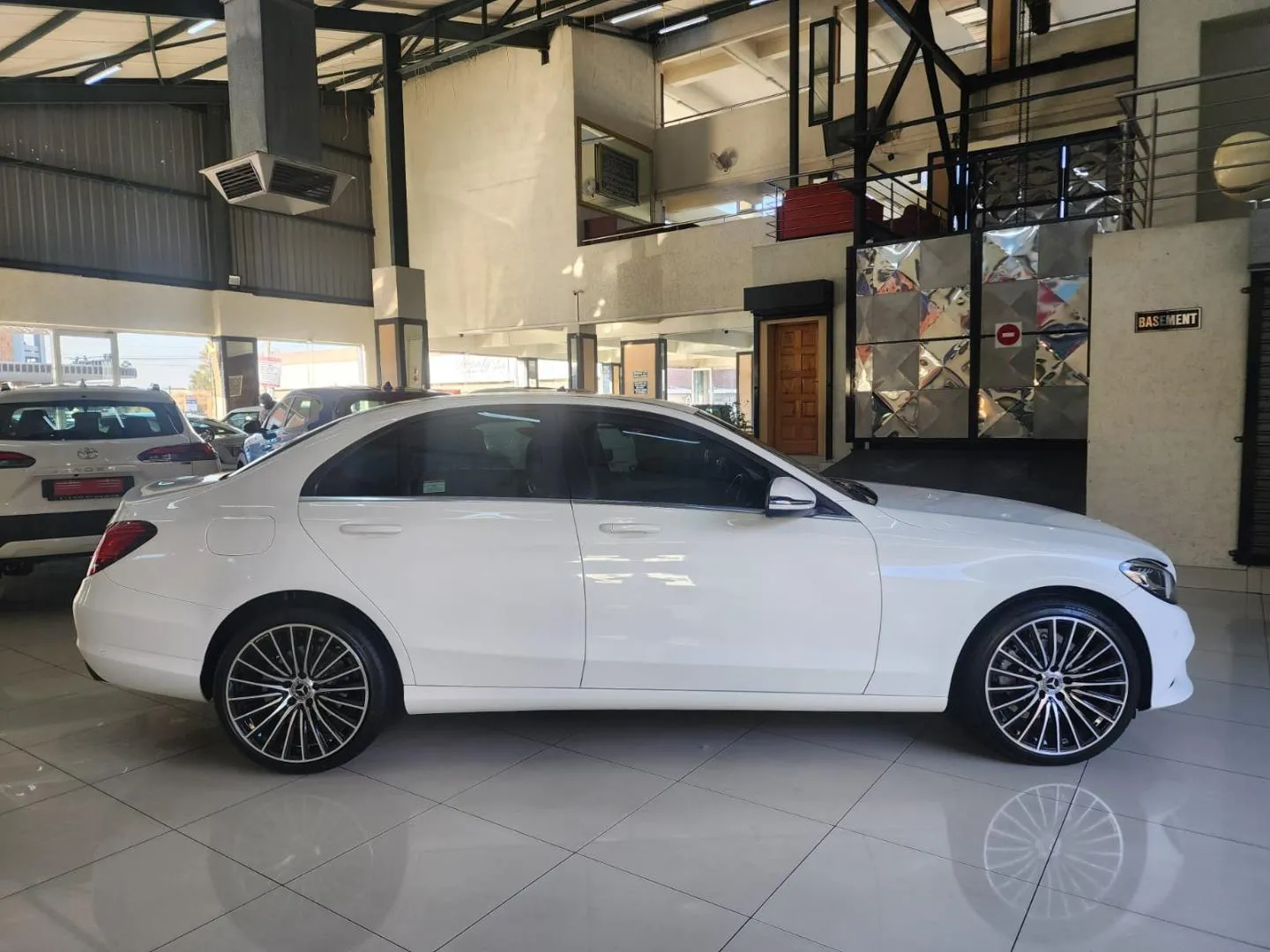 2020 Mercedes-Benz C-Class C180, photo 3 of 12