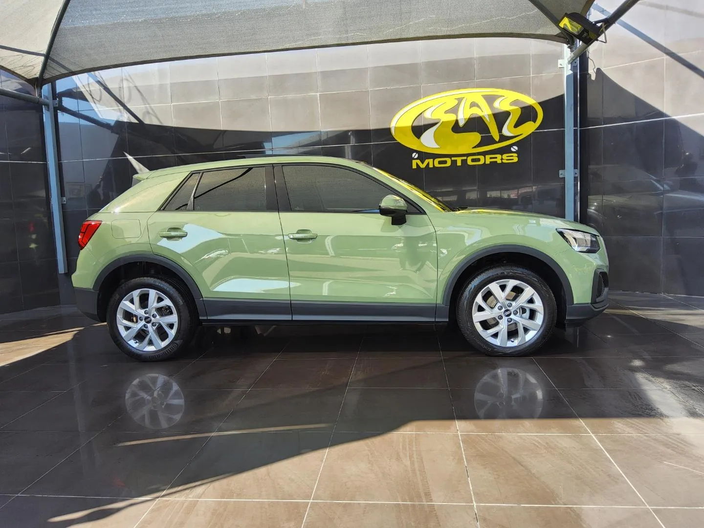 2021 Audi Q2 35TFSI S Line, photo 2 of 10