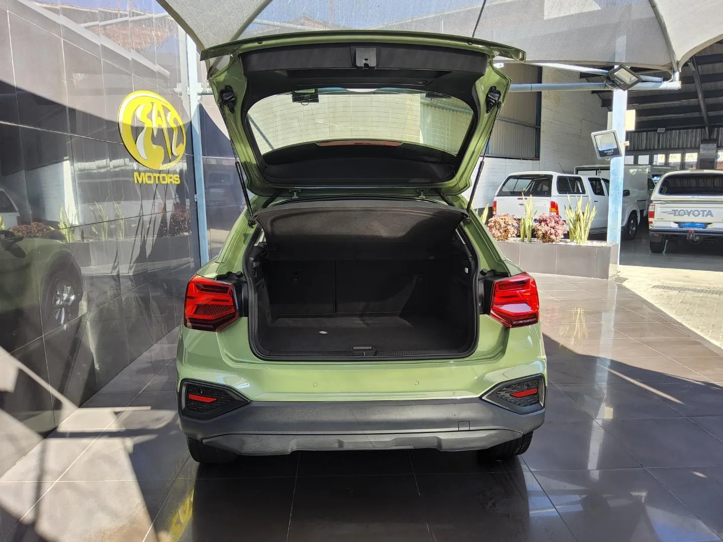 2021 Audi Q2 35TFSI S Line, photo 5 of 10