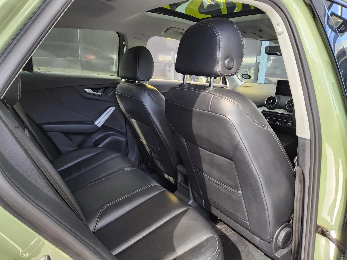 2021 Audi Q2 35TFSI S Line, photo 7 of 10