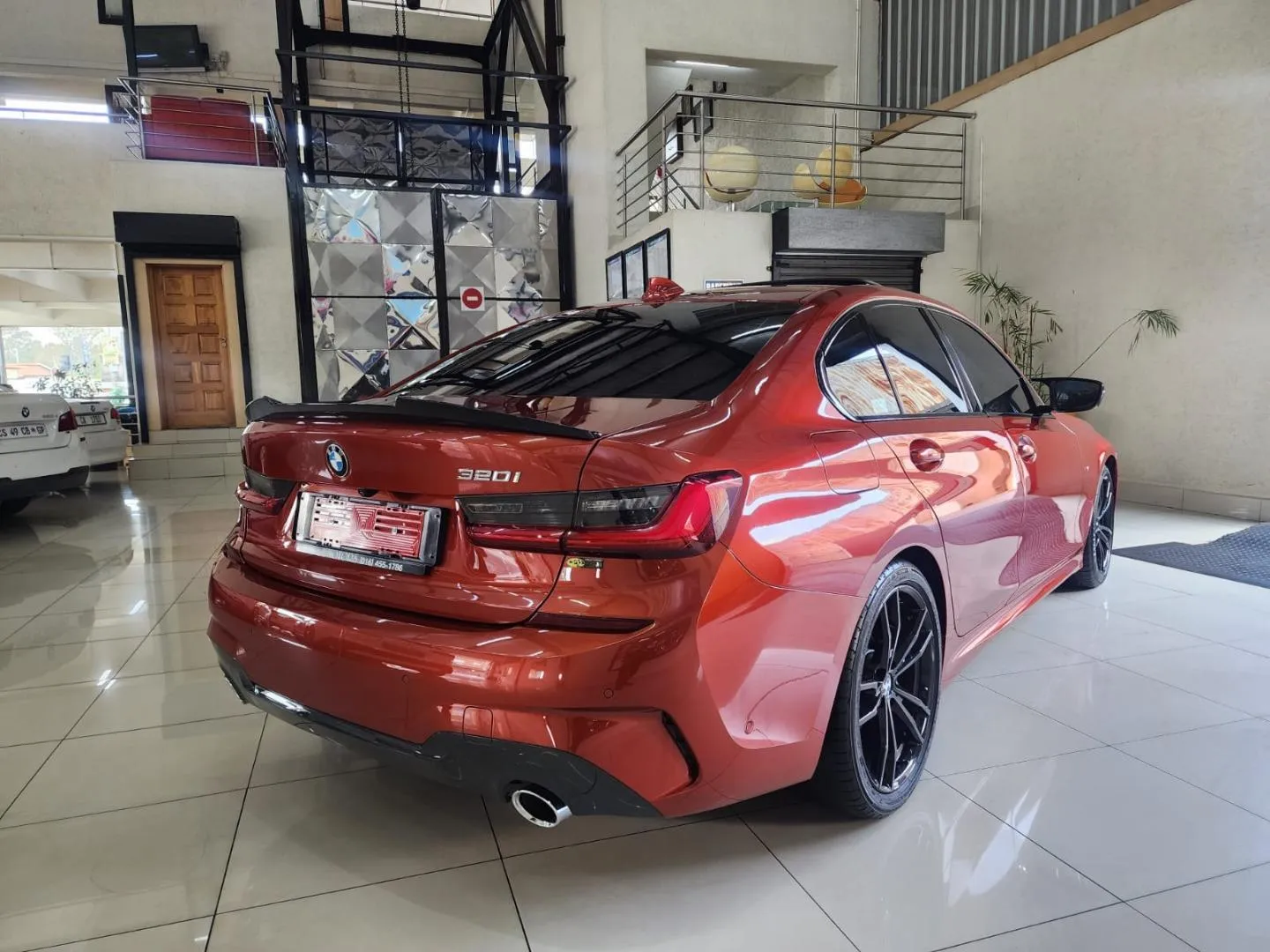 2021 BMW 3 Series 320i M Sport, photo 6 of 7
