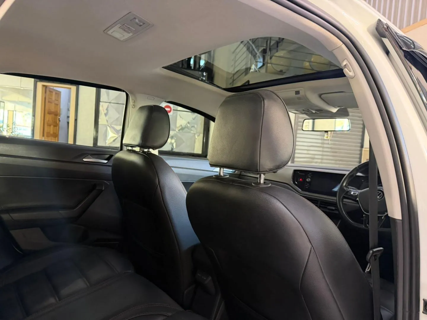 2021 Volkswagen Polo Hatch 1.0TSI Comfortline Auto, photo 9 of 10