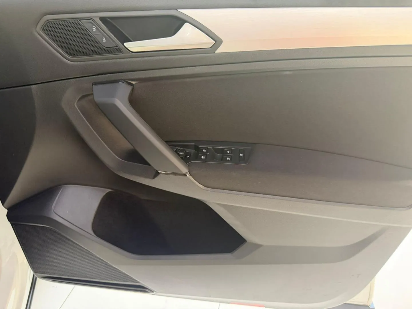 2021 Volkswagen Tiguan Allspace 1.4TSI Trendline, photo 13 of 14