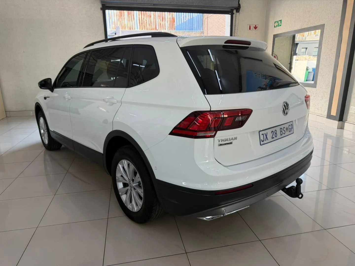 2021 Volkswagen Tiguan Allspace 1.4TSI Trendline, photo 7 of 14