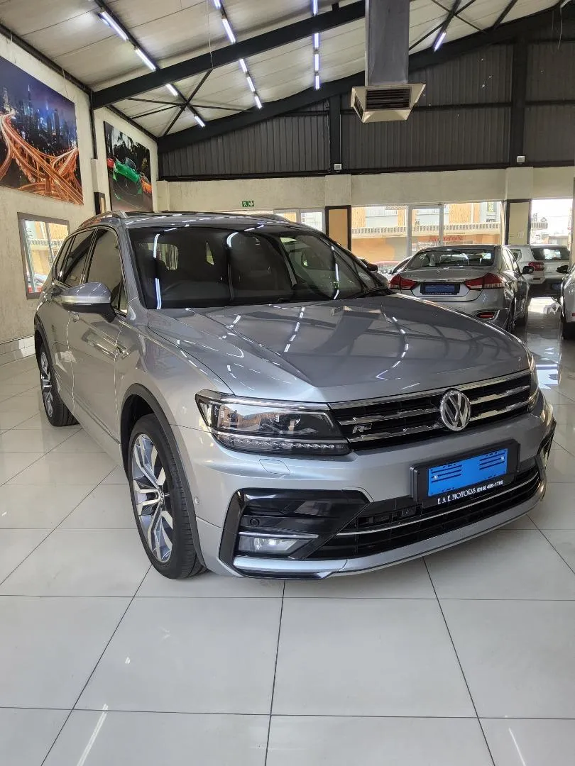 2021 Volkswagen Tiguan Allspace 2.0TSI 4Motion Highline R-Line, photo 1 of 7