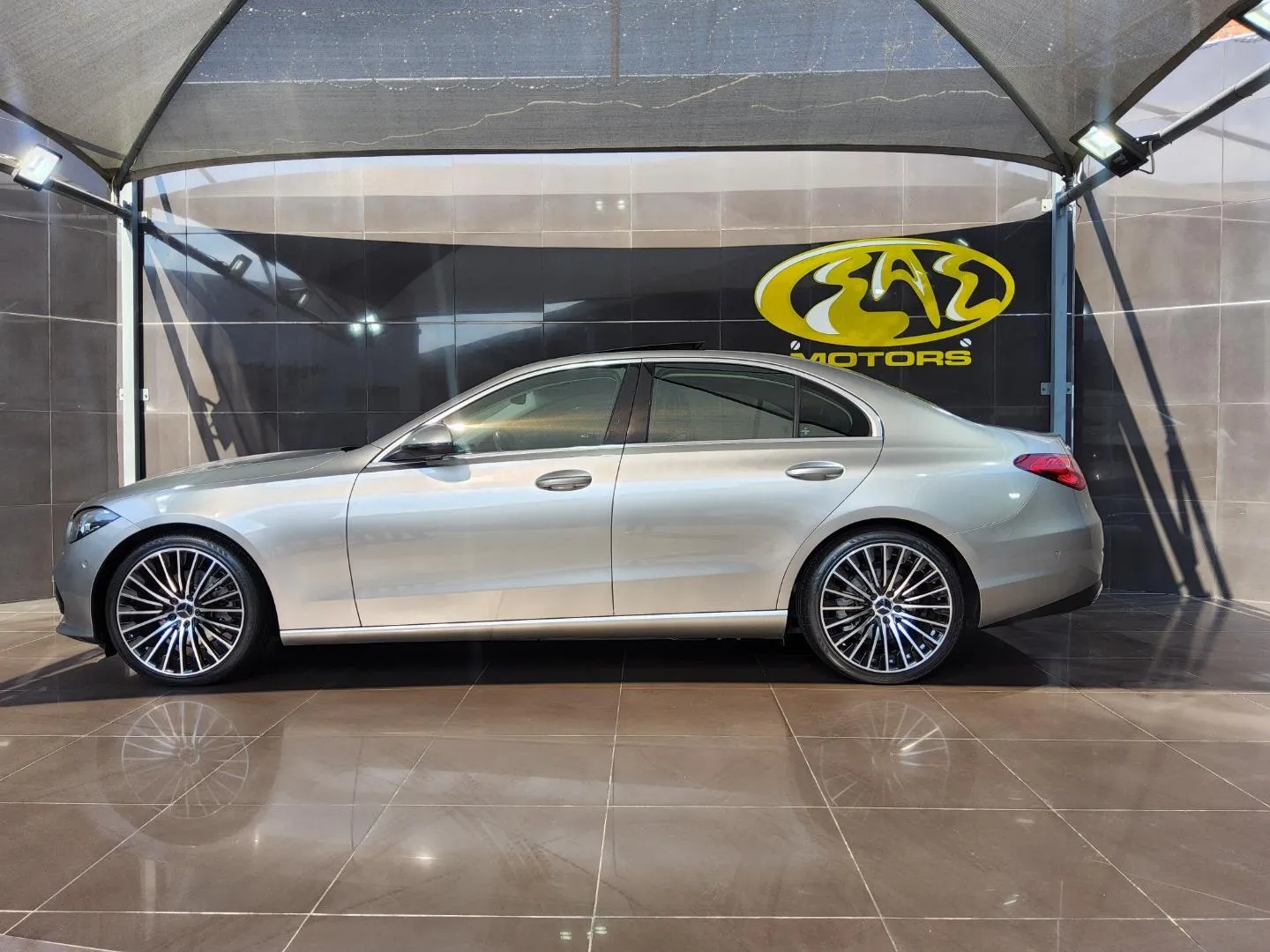 2022 Mercedes-Benz C-Class C220d Avantgarde, photo 3 of 7