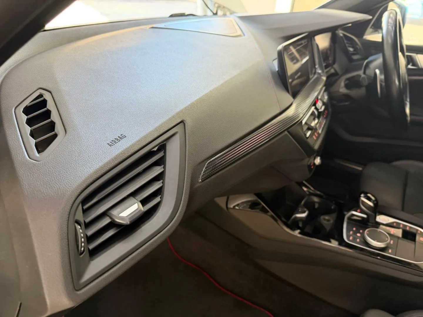 2023 BMW 1 Series 128ti, photo 10 of 18