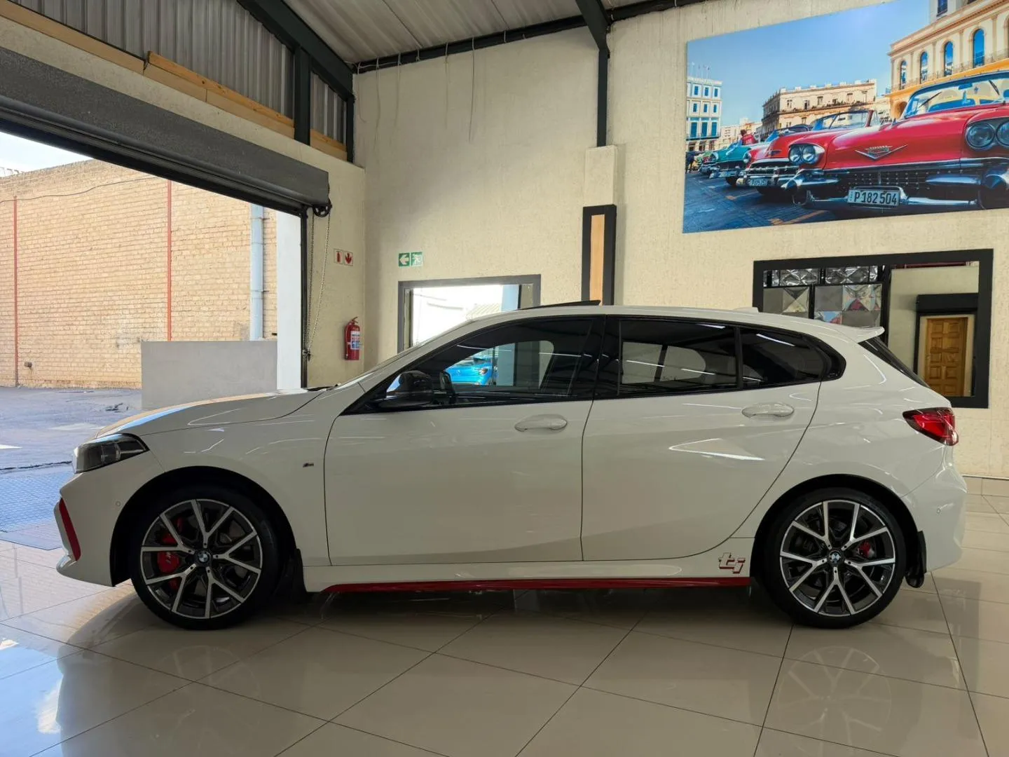 2023 BMW 1 Series 128ti, photo 3 of 7