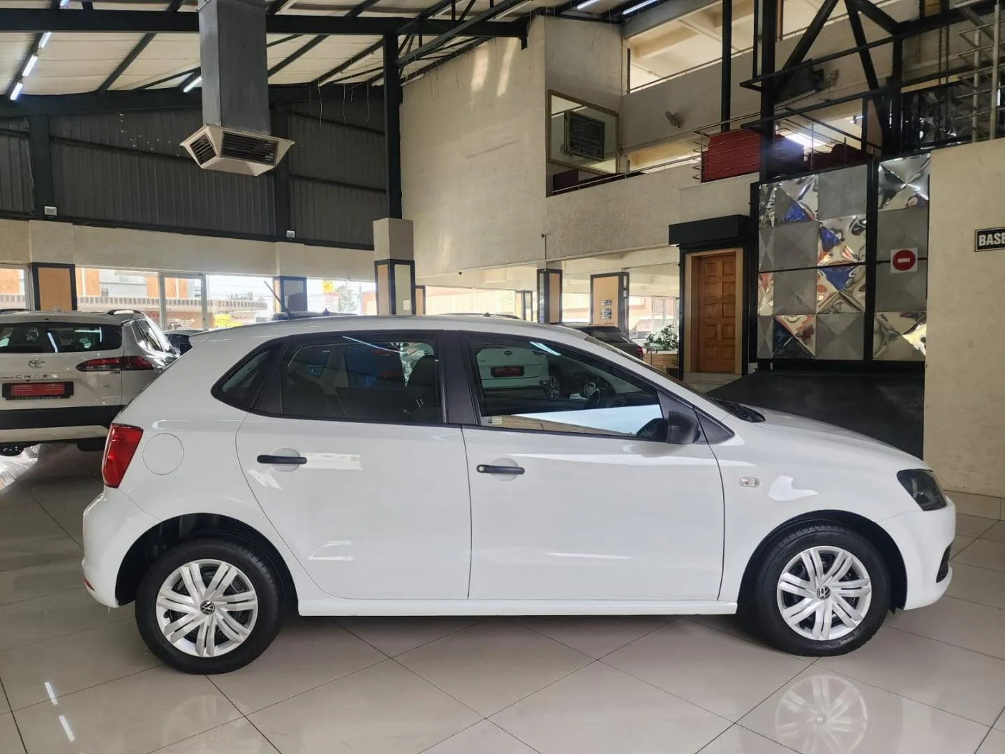 2023 Volkswagen Polo Vivo Hatch 1.4 Trendline, photo 3 of 11