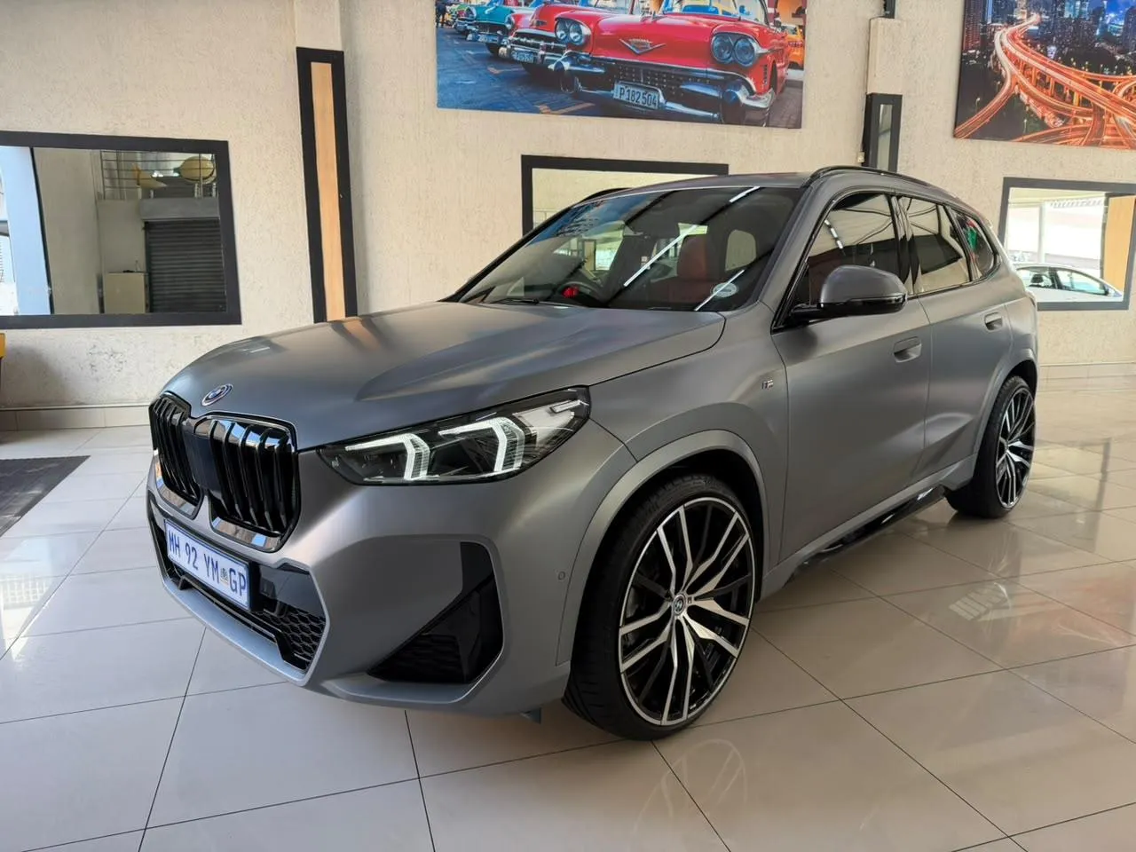 2025 BMW X1 sDrive18d xLine, photo 2 of 14