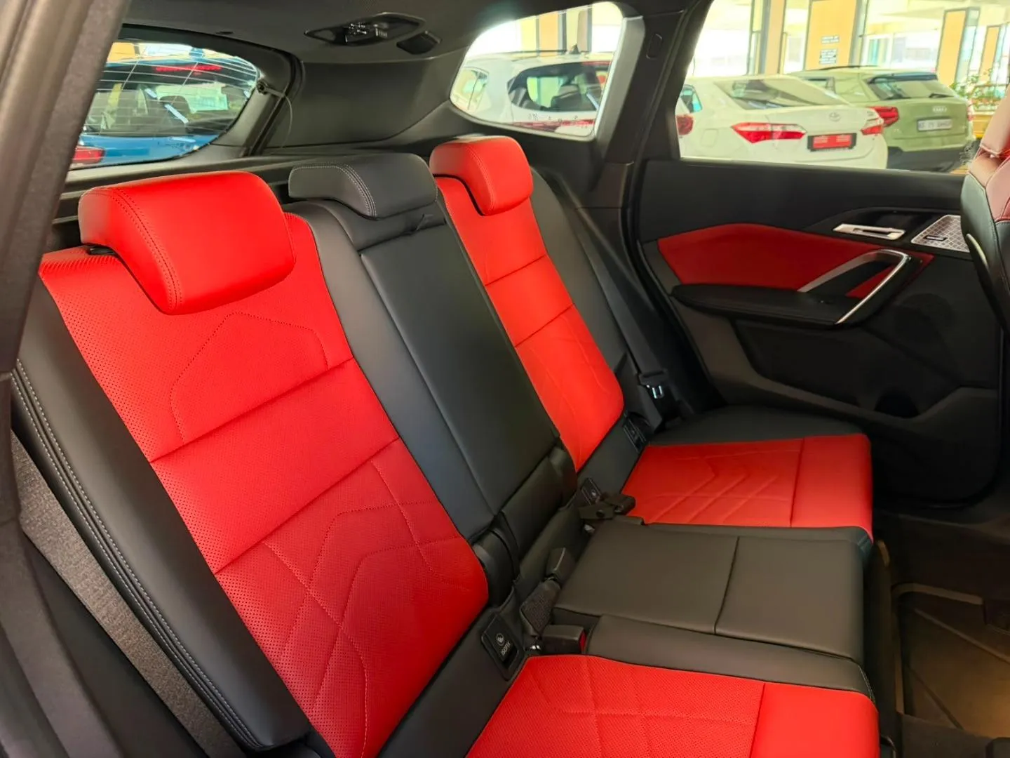 2025 BMW X1 sDrive18d xLine, photo 17 of 23