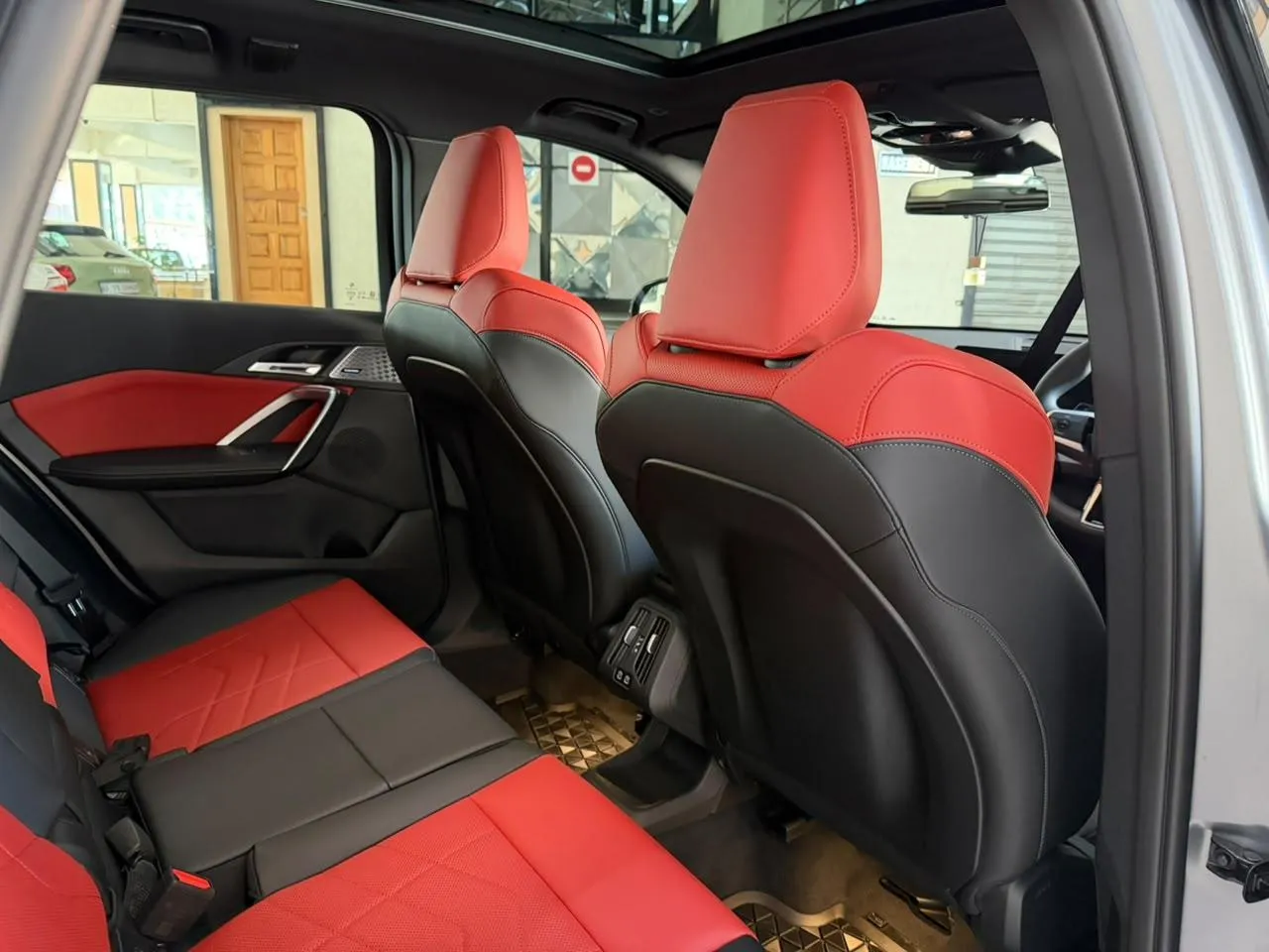 2025 BMW X1 sDrive18d xLine, photo 19 of 23