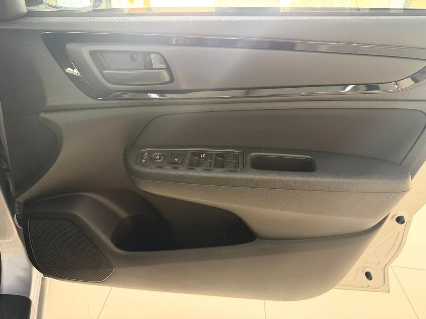 2025 Honda Amaze 1.2 Trend, photo 11 of 13