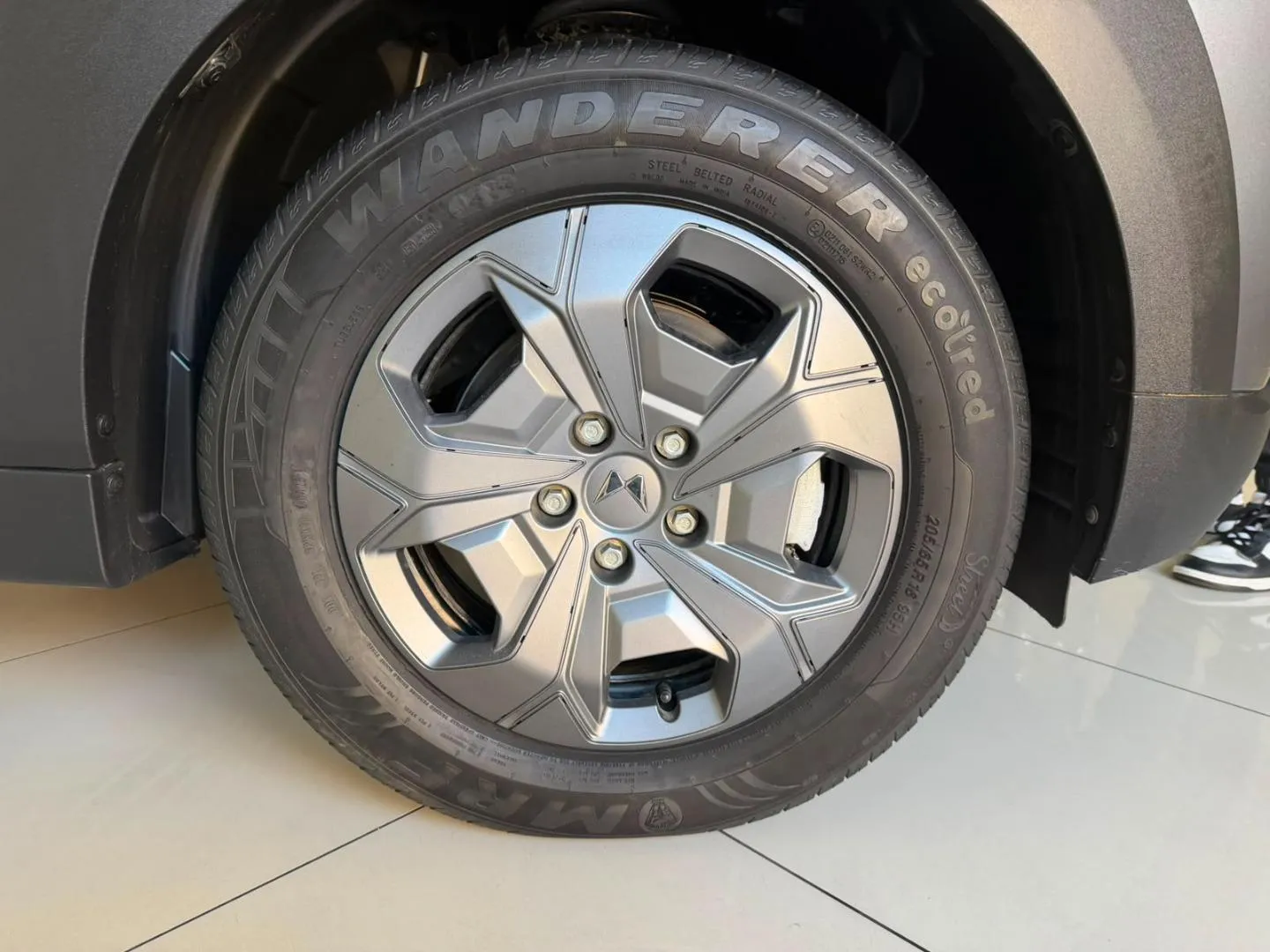 2025 Mahindra XUV 3XO 1.2T MX2 Auto, photo 13 of 14
