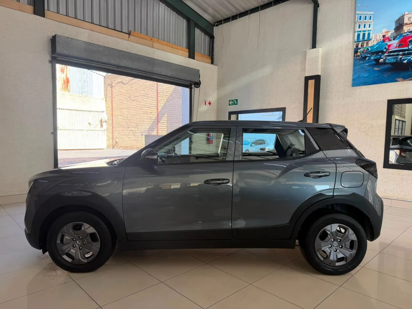 2025 Mahindra XUV 3XO 1.2T MX2 Auto, photo 4 of 14