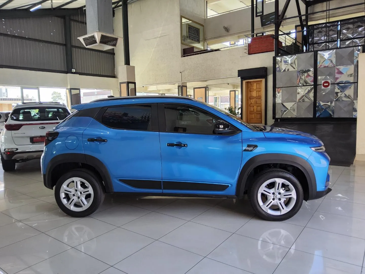 2025 Renault Kiger 1.0 Zen Auto, photo 2 of 7