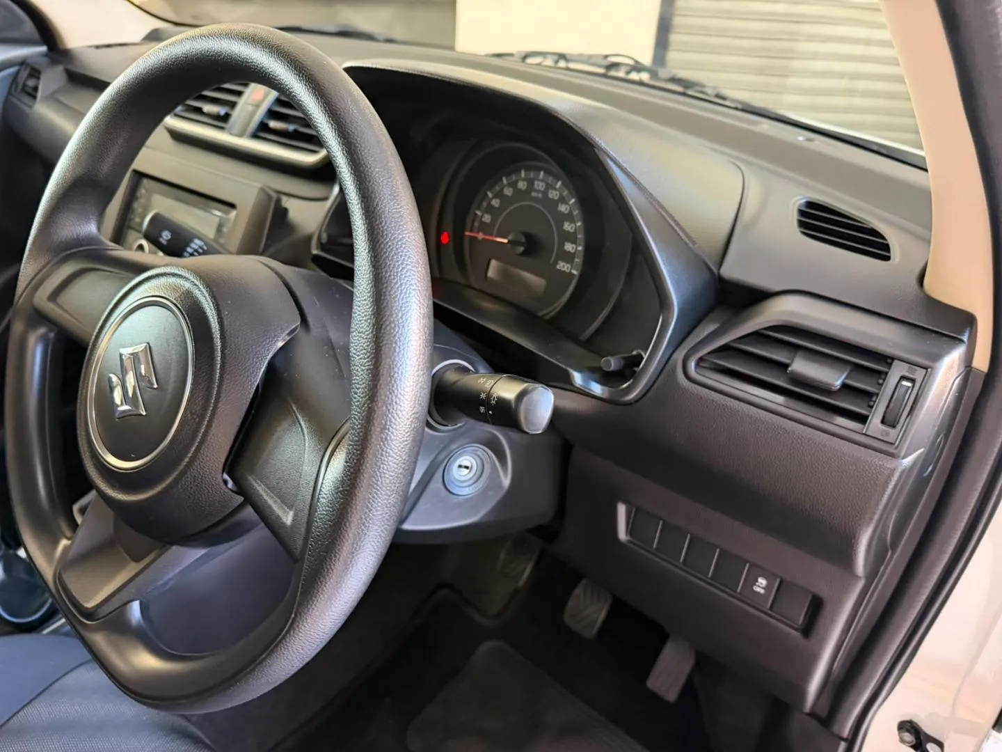 2025 Suzuki DZire 1.2 GA, photo 9 of 12