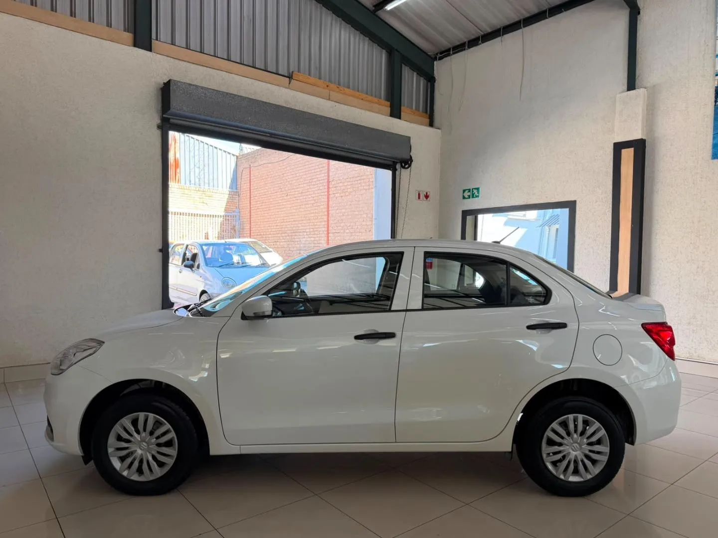 2025 Suzuki DZire 1.2 GA, photo 4 of 12