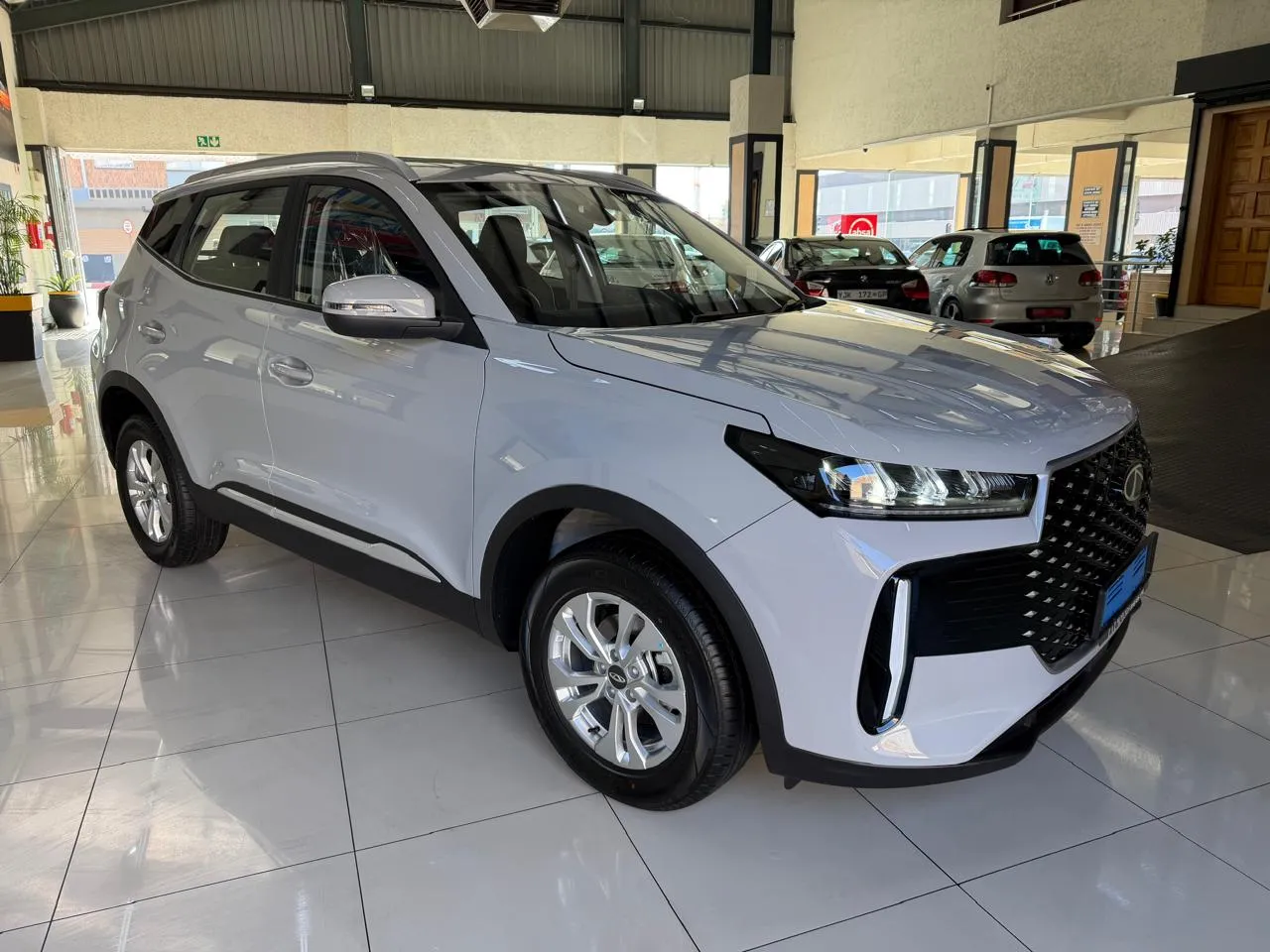 2026 Chery Tiggo Cross 1.5 LiT Auto, photo 1 of 13