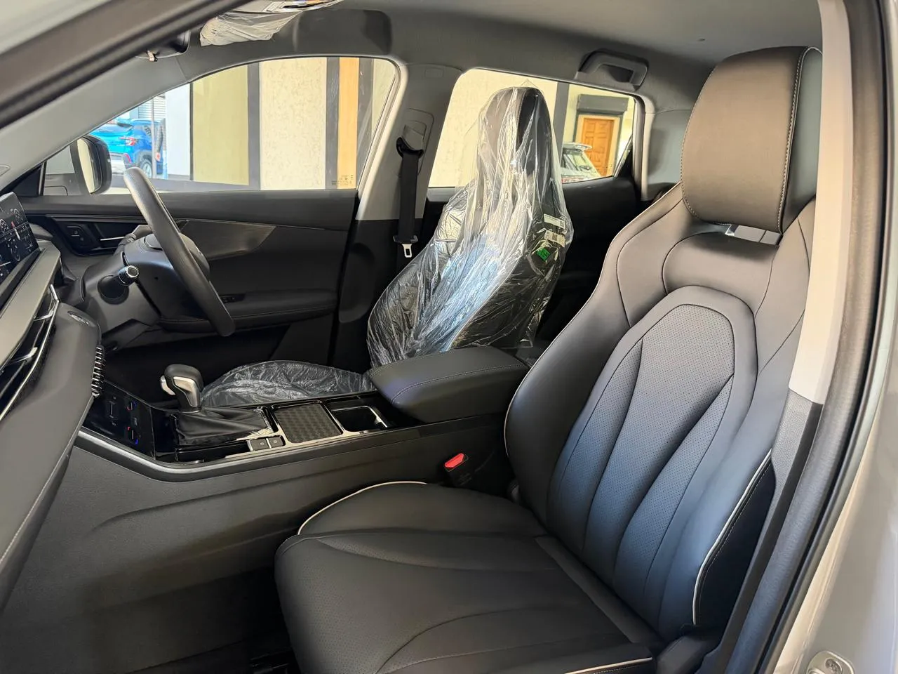 2026 Chery Tiggo Cross 1.5 LiT Auto, photo 9 of 13