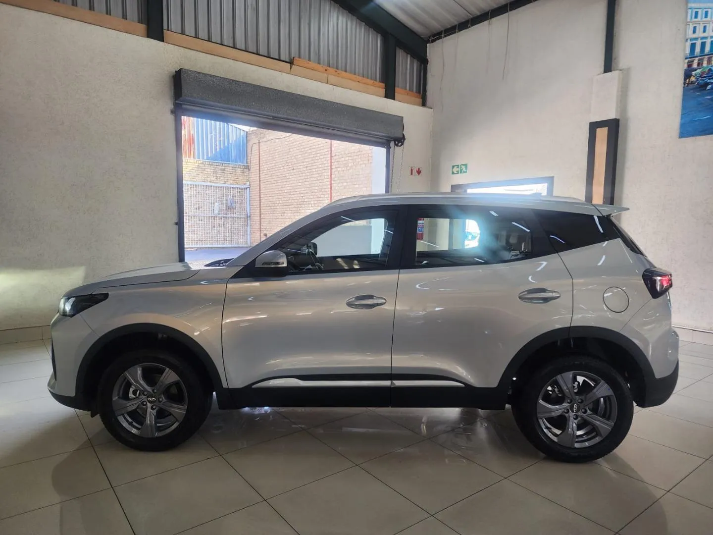 2026 Chery Tiggo Cross 1.5T Million Edition, photo 4 of 11