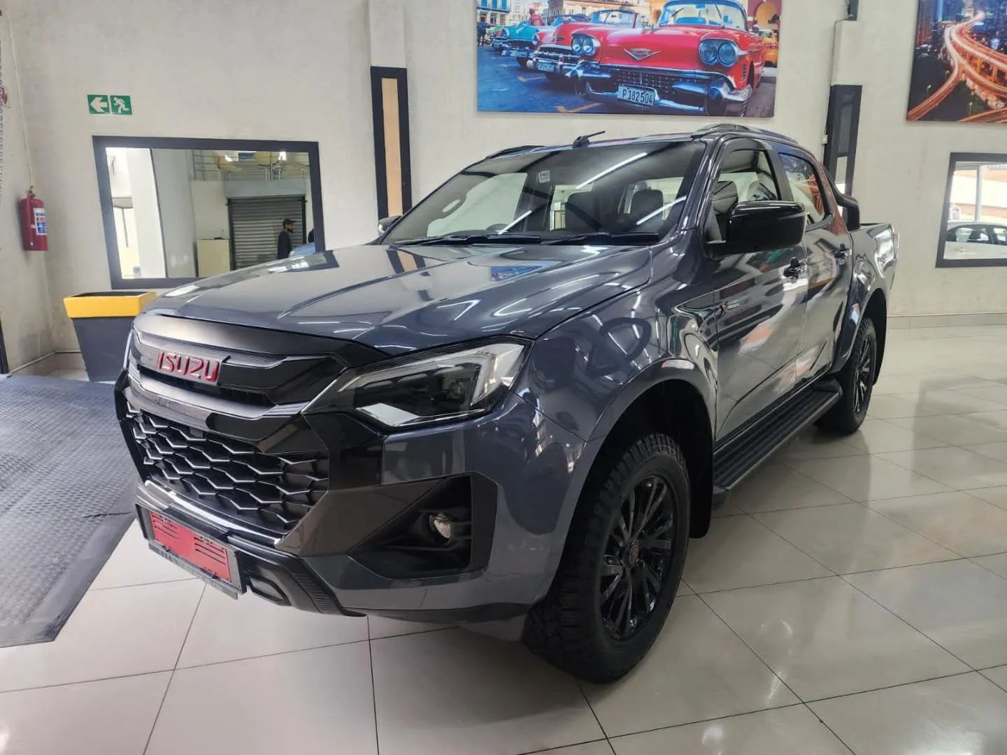 2026 Isuzu D-Max 1.9 DDI HR X-RIDER AT, photo 2 of 7