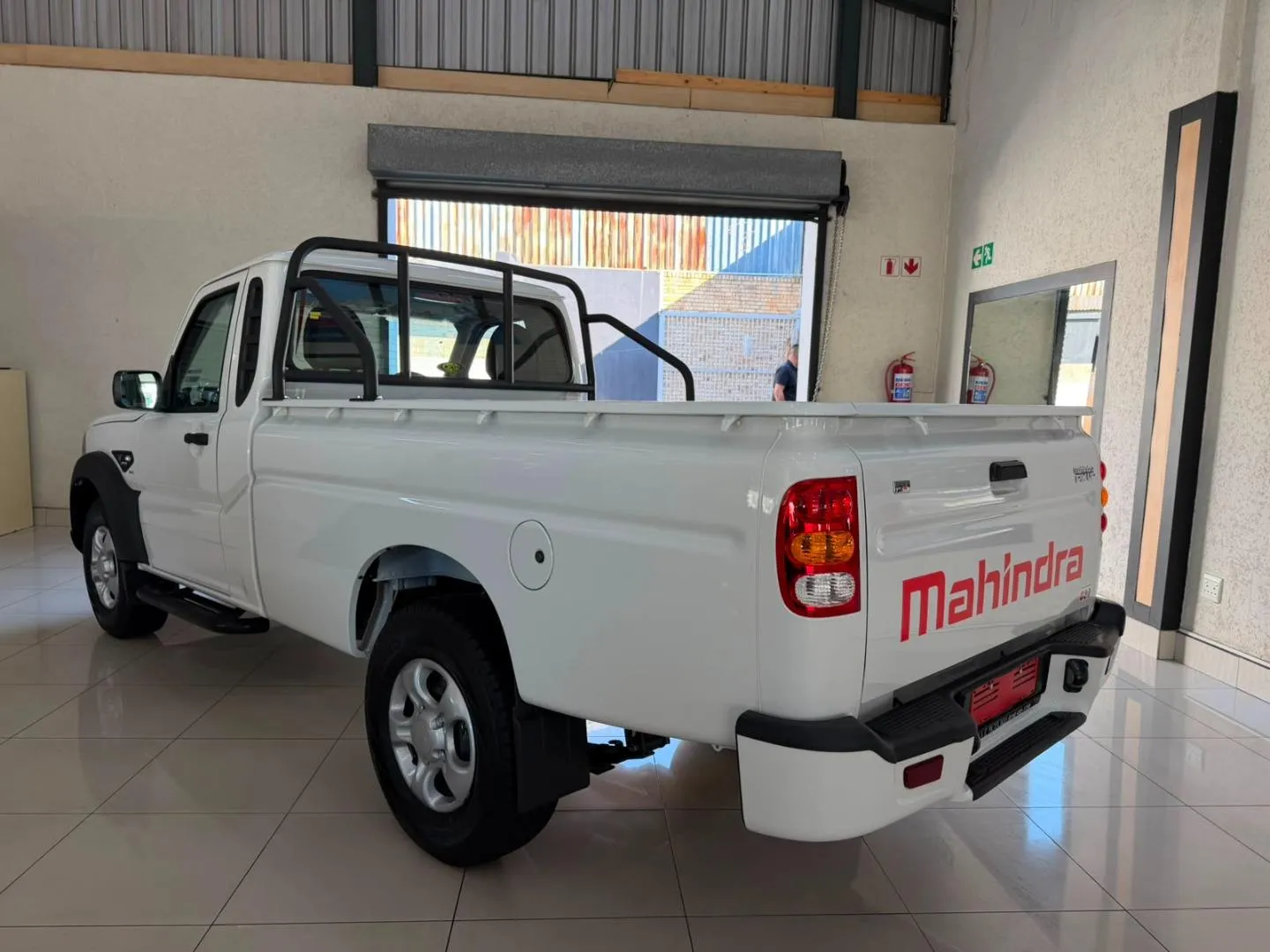 2026 Mahindra Pik Up 2.2CRDe S4, photo 7 of 8