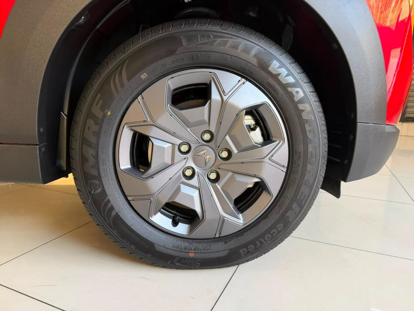 2026 Mahindra XUV 3XO 1.2T MX2 Auto, photo 12 of 13